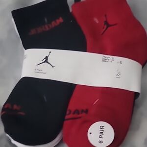 Jordan Men's Black and Red Socks - 6 Pair